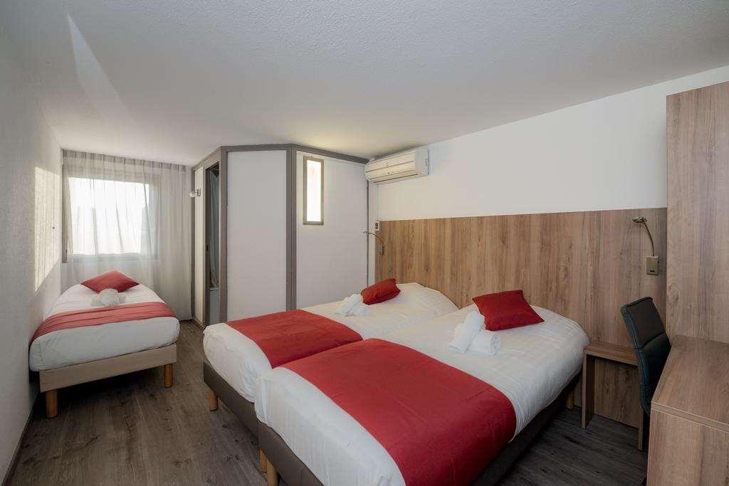 Brit Hotel Plaisance A9/A61 Нарбон Стая снимка
