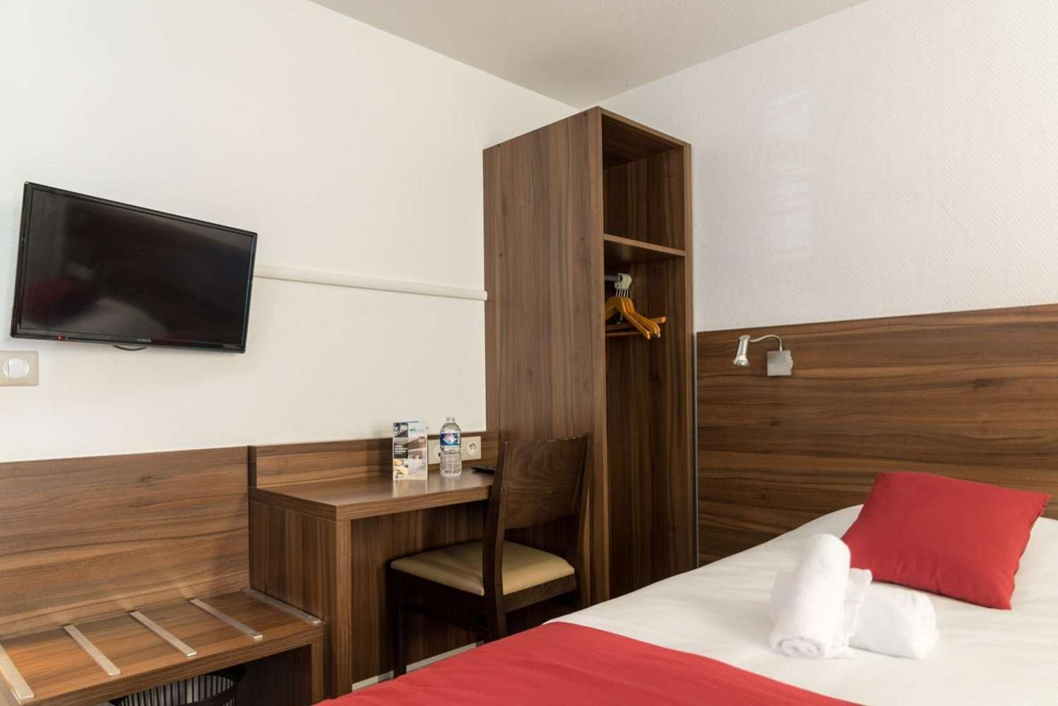 Brit Hotel Plaisance A9/A61 Нарбон Екстериор снимка