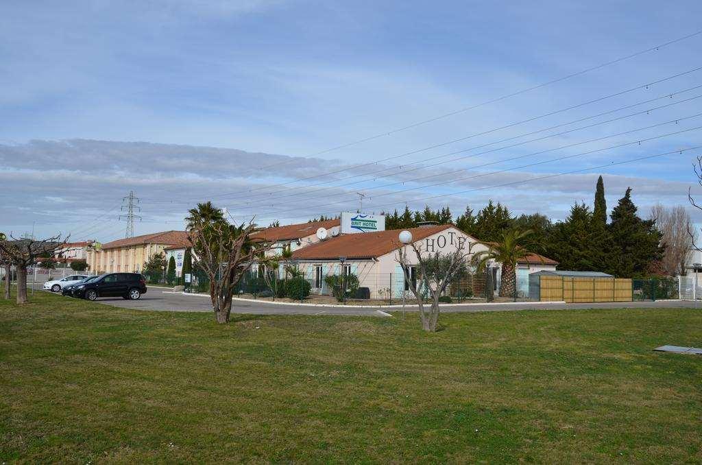 Brit Hotel Plaisance A9/A61 Нарбон Екстериор снимка