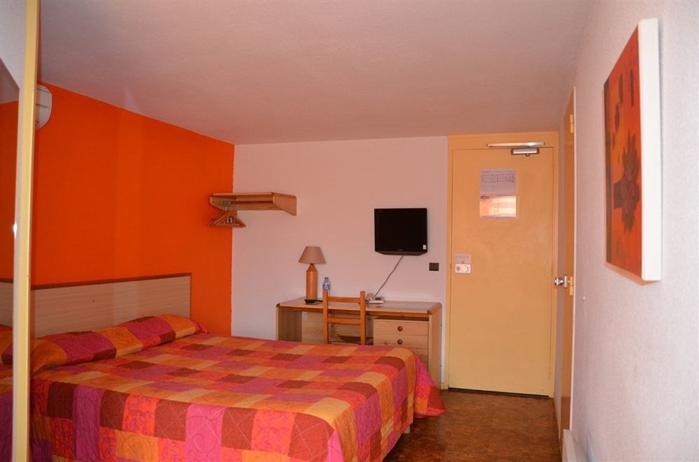Brit Hotel Plaisance A9/A61 Нарбон Екстериор снимка