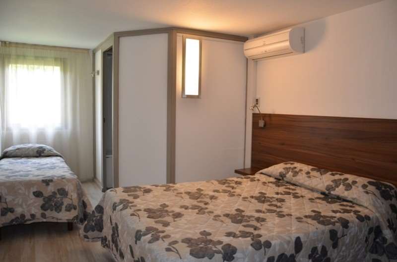 Brit Hotel Plaisance A9/A61 Нарбон Стая снимка