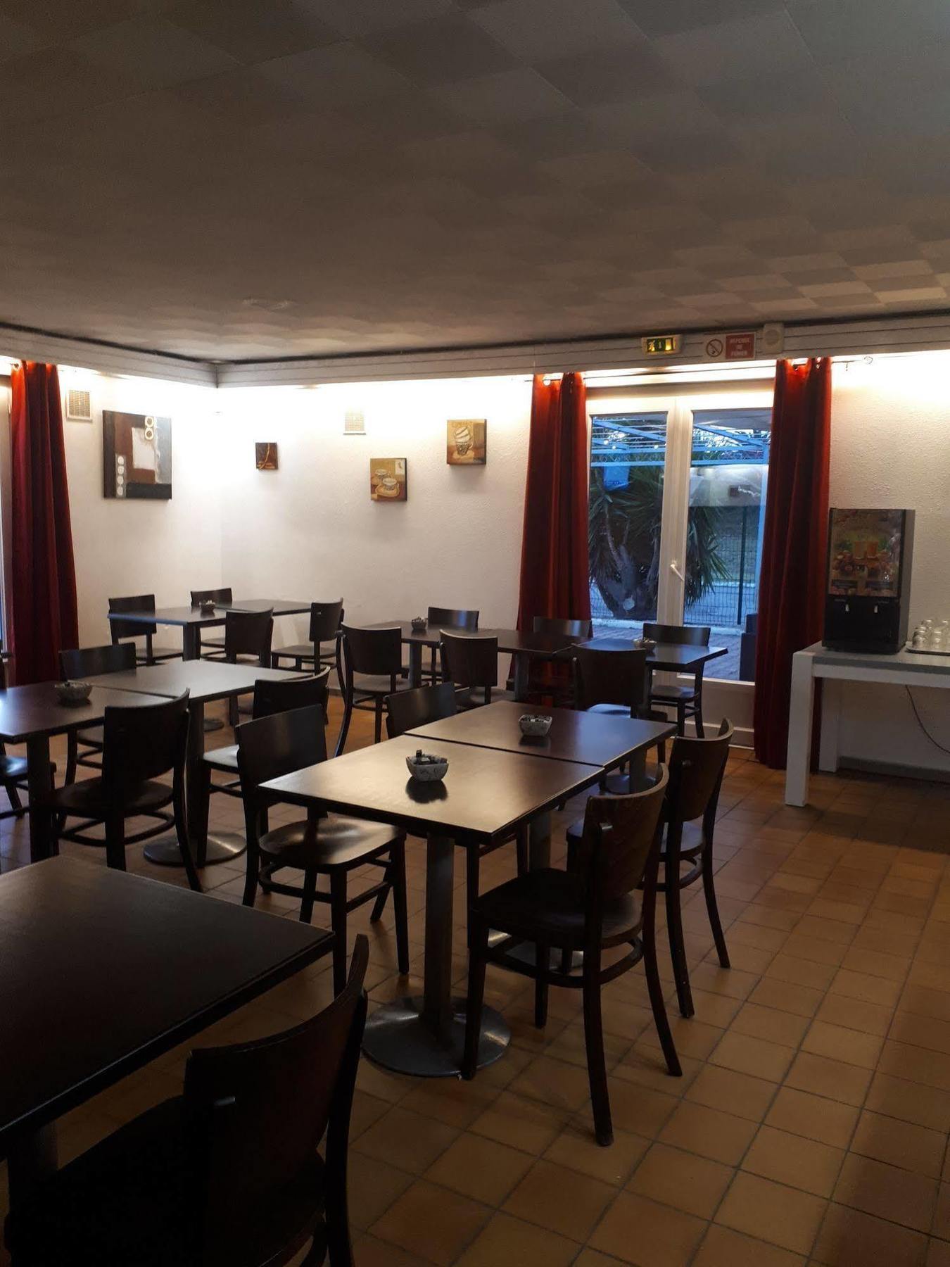 Brit Hotel Plaisance A9/A61 Нарбон Екстериор снимка